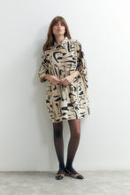 Load image into Gallery viewer, VESTIDO PLISADO ESTAMPADO