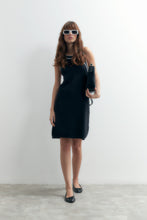 Load image into Gallery viewer, VESTIDO TEJIDO CON VIVOS EN CONTRASTE