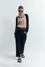 Load image into Gallery viewer, Pantalon con bordado en contraste