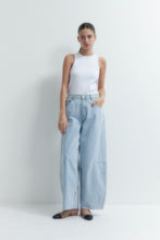 Load image into Gallery viewer, JEAN TOVE BARREL