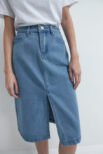 Load image into Gallery viewer, FALDA CLASICA DE JEAN