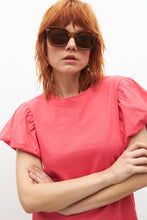Load image into Gallery viewer, Remera con Mangas abullonadas