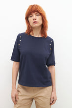 Load image into Gallery viewer, Remera con Botones Metalicos