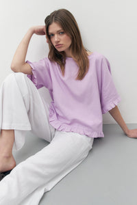 BLUSA CON VOLADOS