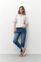 Load image into Gallery viewer, CAMISA CON BORDADO
