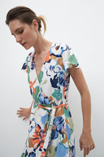 Load image into Gallery viewer, VESTIDO CRUZADO CON ESTAMPA FLORAL