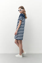Load image into Gallery viewer, VESTIDO A RAYAS BOTONES METALICOS
