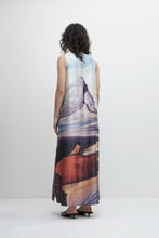 Load image into Gallery viewer, MAXI VESTIDO CON ESTAMPA PAISAJE