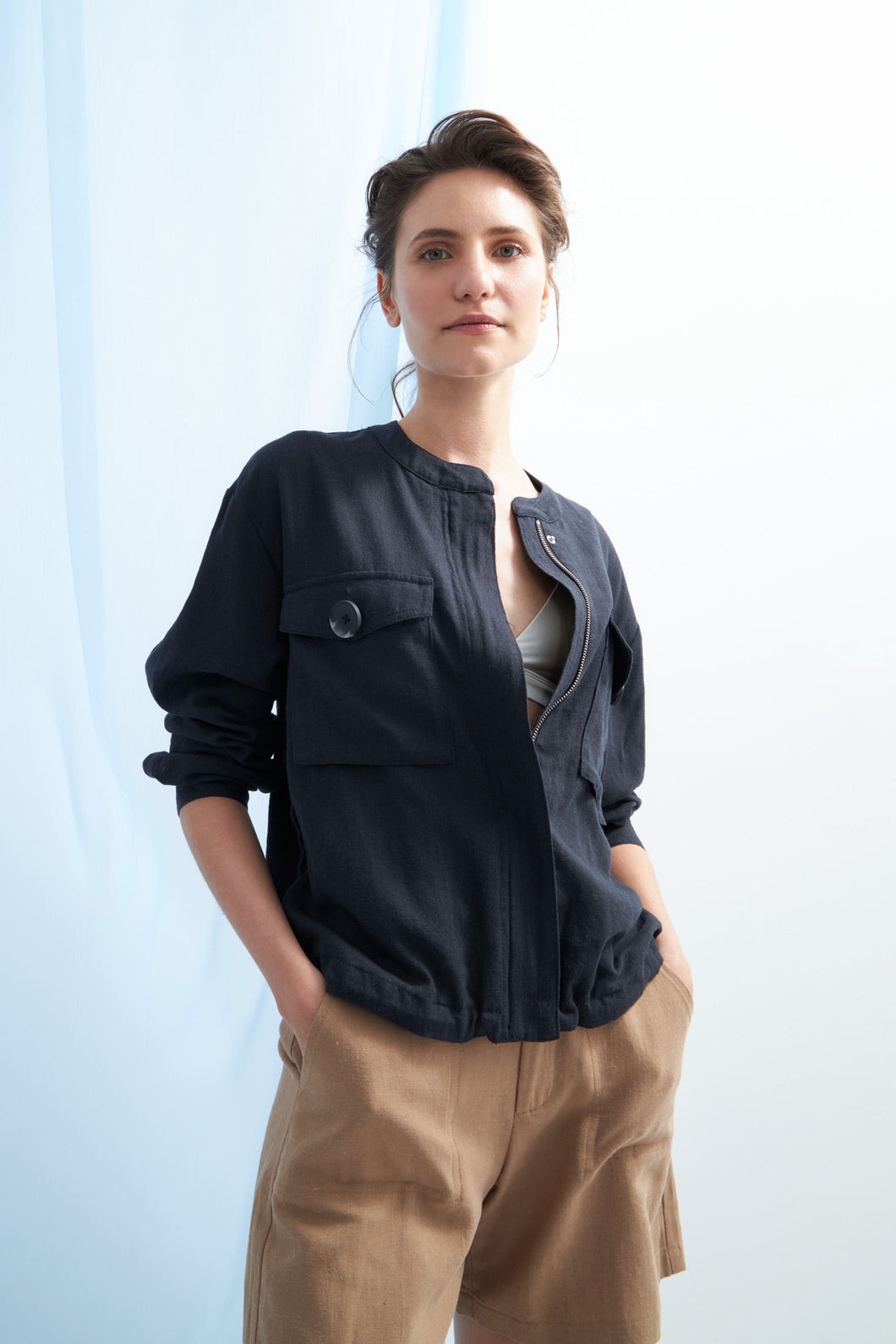 CHAQUETA BOMBER DE LINO