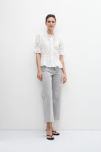 Load image into Gallery viewer, CAMISA COMBINADA CON BRODERIE