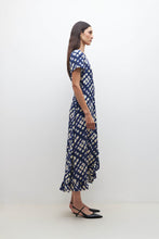 Load image into Gallery viewer, VESTIDO CRUZADO ESTAMPADO