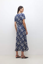 Load image into Gallery viewer, VESTIDO CRUZADO ESTAMPADO