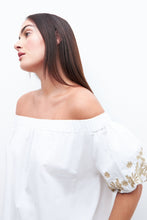 Load image into Gallery viewer, BLUSA BARDOT CON BORDADOS