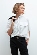 Load image into Gallery viewer, CAMISA OVERSIZE CON BOLSILLOS