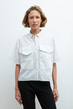 Load image into Gallery viewer, CAMISA OVERSIZE CON BOLSILLOS