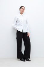 Load image into Gallery viewer, CAMISA MANGA ABULLONADA