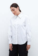 Load image into Gallery viewer, CAMISA MANGA ABULLONADA