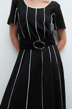 Load image into Gallery viewer, VESTIDO CON VIVOS EN CONTRASTE