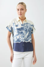 Load image into Gallery viewer, BLUSA ESTAMPADA MANGA CORTA