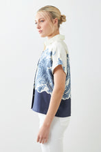 Load image into Gallery viewer, BLUSA ESTAMPADA MANGA CORTA