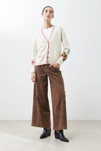 Load image into Gallery viewer, Cardigan con Bordados