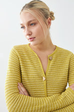 Load image into Gallery viewer, CHAQUETA TEJIDA CON BOTONES METALICOS