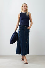 Load image into Gallery viewer, CHALECO TEJIDO PESPUNTE EN CONTRASTE