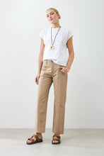 Load image into Gallery viewer, Remera con broderie y vainillas