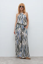 Load image into Gallery viewer, Top Escote Halter estampado