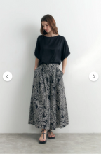 Load image into Gallery viewer, MAXI FALDA ESTAMPADA