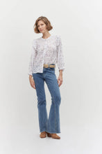 Load image into Gallery viewer, BLUSA ROMANTICA ESTAMPADO LIBERTY