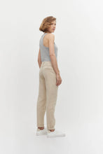 Load image into Gallery viewer, PANTALON CHINO CON CINTURA CRUZADA