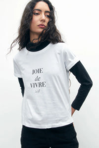 REMERA ESTAMPADA JOIE DE VIVRE