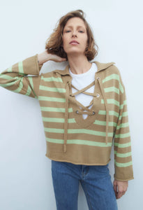 SWEATER RAYADO CON OJALILLOS