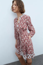 Load image into Gallery viewer, VESTIDO ESTAMPADO FLORAL